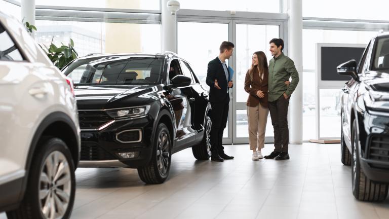 Comment choisir un garage spécialisé pour voitures de prestige ?