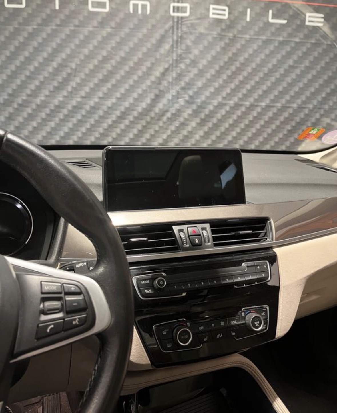BMW X1 18i / Xline Sdrive